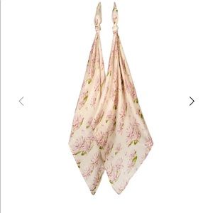 NWT MilkBarn Water Lily Muslin Burp Cloths